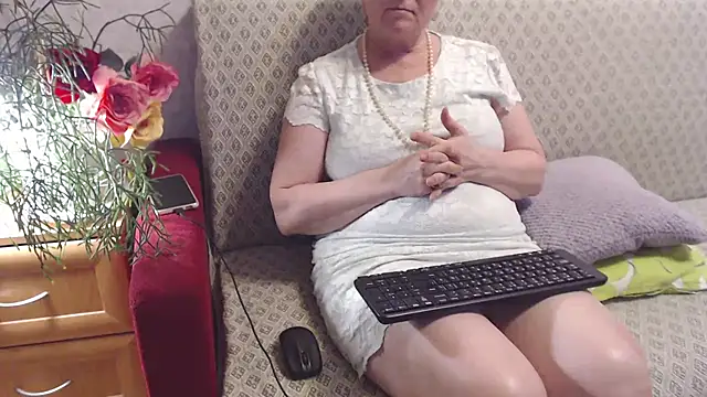 zarinafonliberman online show from December 17, 2025, 6:57 pm