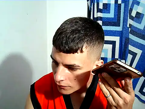 Snapshot of SHAT_SEX chatting on November 5, 2025, 5:49 pm SHAT SEX online show from November 5, 2025, 5:49 pm