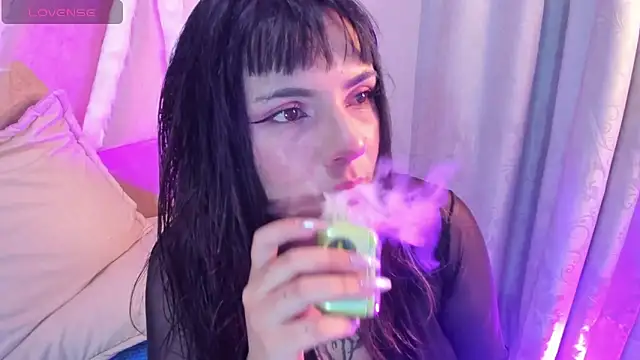 Snapshot of xhinata_hyugax chatting on November 8, 2025, 10:46 pm xhinata hyugax online show from November 8, 2025, 10:46 pm