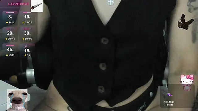 natasha logan  online show from November 9, 2025, 4:05 am