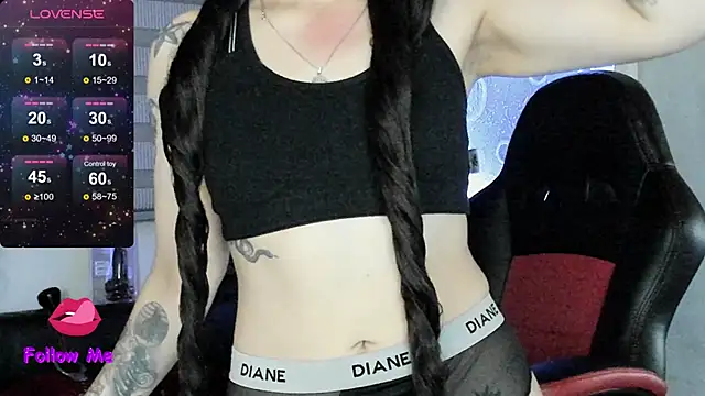 natasha logan  online show from March 16, 2026, 4:09 am