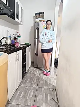 Snapshot of catire2323 chatting on February 22, 2025, 4:51 pm catire2323 online show from February 22, 2025, 4:51 pm