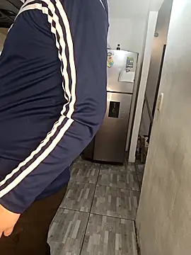 Snapshot of catire2323 chatting on March 9, 2025, 1:59 pm catire2323 online show from March 9, 2025, 1:59 pm