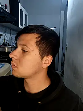 catire2323 online show from April 10, 2026, 12:50 am