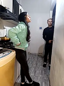 Snapshot of catire2323 chatting on September 21, 2025, 3:22 am catire2323 online show from September 21, 2025, 3:22 am