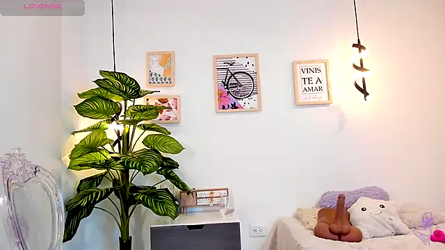 Snapshot of Rachel__Lang chatting on November 6, 2025, 3:49 pm Rachel Lang online show from November 6, 2025, 3:49 pm