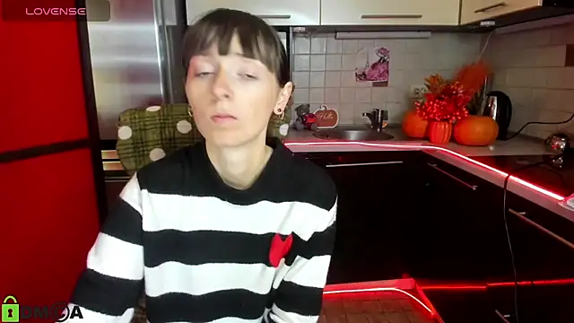 TayanaJons online show from October 2, 2025, 7:01 am