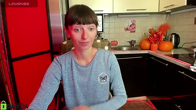 TayanaJons online show from September 20, 2025, 6:51 am