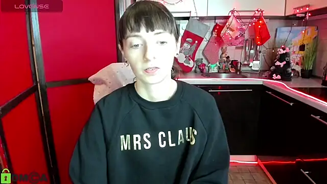 TayanaJons online show from December 21, 2025, 8:05 am