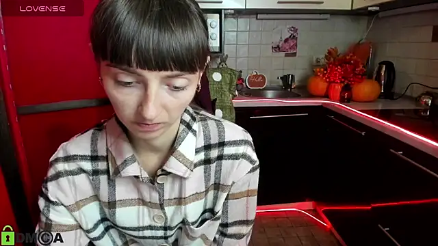 TayanaJons online show from October 18, 2025, 6:59 am