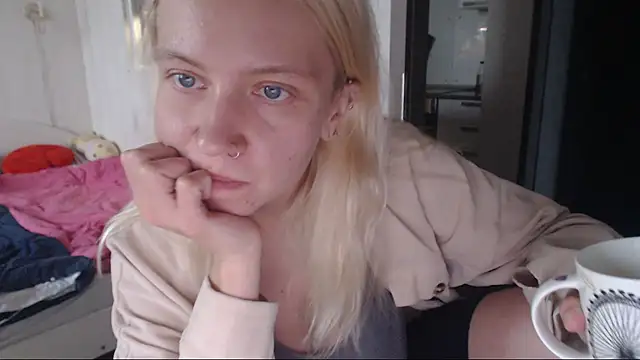 Snapshot of amanda_kiss_kiss chatting on October 27, 2025, 12:39 pm amanda kiss kiss online show from October 27, 2025, 12:39 pm