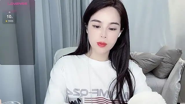 Snapshot of hknana chatting on February 18, 2025, 2:38 pm hknana online show from February 18, 2025, 2:38 pm