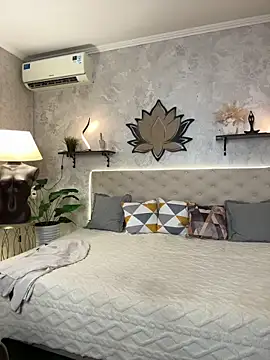 StripBianka online show from March 7, 2026, 9:48 am