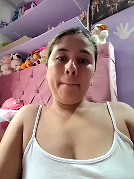 Snapshot of selena_gomez2 chatting on February 16, 2026, 1:54 pm selena gomez2 online show from February 16, 2026, 1:54 pm