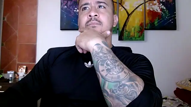 christian colombian1 online show from December 13, 2024, 12:28 pm