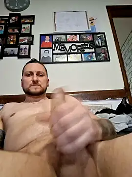 Snapshot of SmallDick___ chatting on April 1, 2026, 5:53 am SmallDick online show from April 1, 2026, 5:53 am