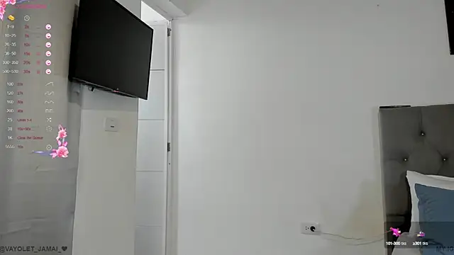 Snapshot of CHAYBLACK chatting on February 26, 2025, 8:15 pm CHAYBLACK online show from February 26, 2025, 8:15 pm