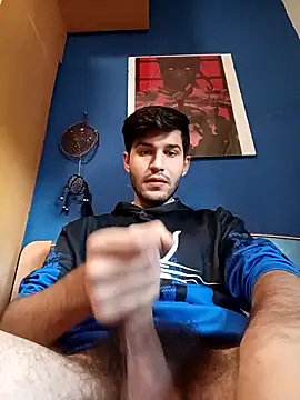 Esti02 online show from October 11, 2025, 12:28 pm