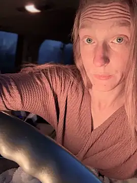 GoldenFlameGoddess online show from December 16, 2025, 3:16 pm