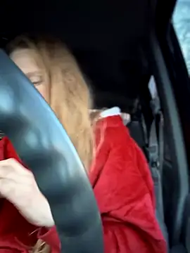 Snapshot of GoldenFlameGoddess chatting on December 2, 2025, 3:14 pm GoldenFlameGoddess online show from December 2, 2025, 3:14 pm