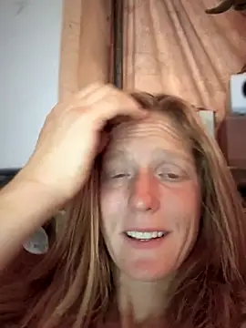 Snapshot of GoldenFlameGoddess chatting on November 26, 2025, 3:34 pm GoldenFlameGoddess online show from November 26, 2025, 3:34 pm