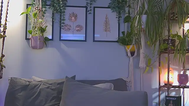 Snapshot of sunniedayz_ chatting on December 2, 2025, 2:52 pm sunniedayz online show from December 2, 2025, 2:52 pm