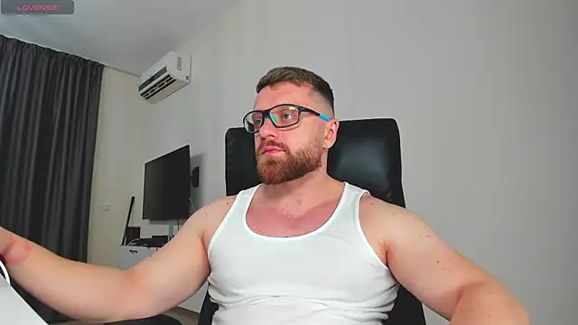 Snapshot of Findom_guy chatting on February 15, 2026, 7:24 pm Findom guy online show from February 15, 2026, 7:24 pm