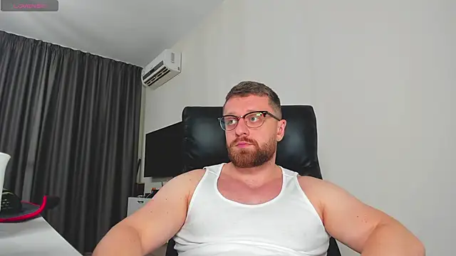 Snapshot of Findom_guy chatting on January 31, 2026, 7:12 pm Findom guy online show from January 31, 2026, 7:12 pm