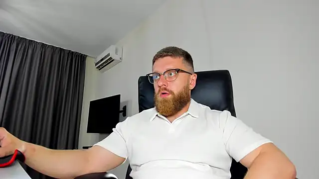Findom guy online show from May 22, 2026, 5:11 pm