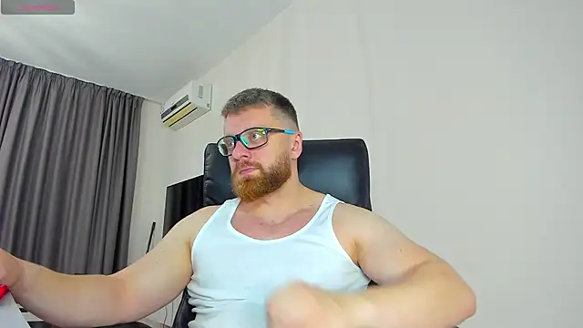 Snapshot of Findom_guy chatting on March 31, 2026, 10:28 am Findom guy online show from March 31, 2026, 10:28 am