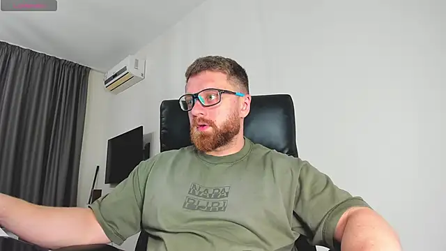 Snapshot of Findom_guy chatting on March 12, 2026, 6:06 am Findom guy online show from March 12, 2026, 6:06 am