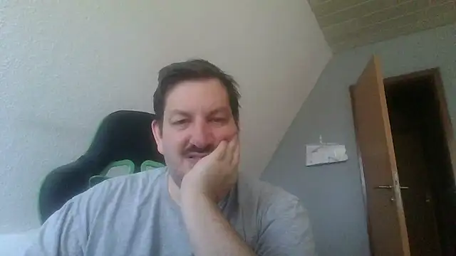 Golffahrer1982 online show from January 17, 2026, 12:09 pm