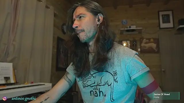 Snapshot of Antinoo_Gnothi chatting on September 25, 2025, 11:33 pm Antinoo Gnothi online show from September 25, 2025, 11:33 pm