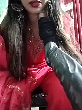 Snapshot of Noor_Darliing chatting on October 12, 2025, 3:24 pm Noor Darliing online show from October 12, 2025, 3:24 pm