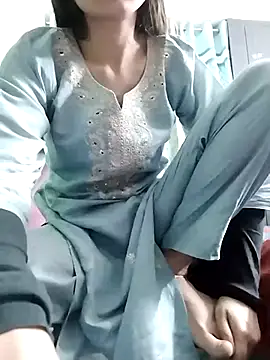 Snapshot of Noor_Darliing chatting on March 1, 2025, 9:26 pm Noor Darliing online show from March 1, 2025, 9:26 pm