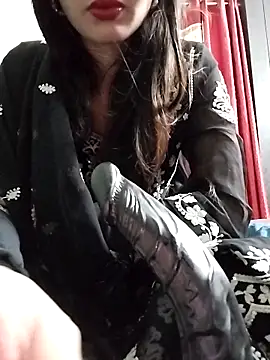 Snapshot of Noor_Darliing chatting on November 15, 2025, 2:54 pm Noor Darliing online show from November 15, 2025, 2:54 pm