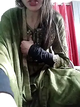 Snapshot of Noor_Darliing chatting on March 13, 2025, 6:34 pm Noor Darliing online show from March 13, 2025, 6:34 pm