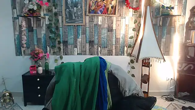 Snapshot of KarimaSarabe chatting on November 21, 2025, 8:41 pm KarimaSarabe online show from November 21, 2025, 8:41 pm