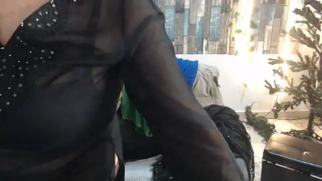 Snapshot of KarimaSarabe chatting on November 28, 2025, 9:26 pm KarimaSarabe online show from November 28, 2025, 9:26 pm