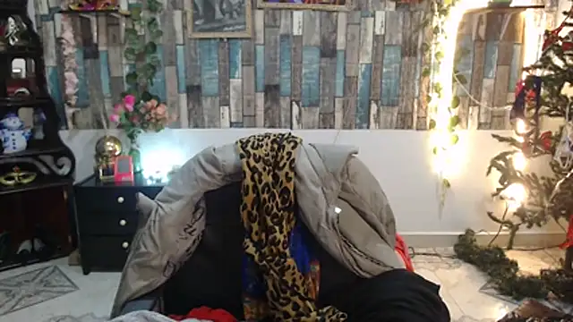 Snapshot of KarimaSarabe chatting on December 5, 2025, 8:50 pm KarimaSarabe online show from December 5, 2025, 8:50 pm