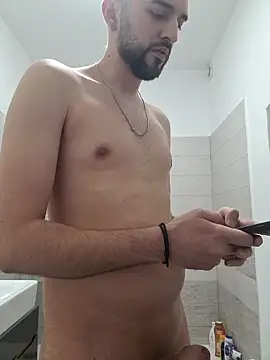 Snapshot of ToplessDragon@xh chatting on April 15, 2026, 6:56 pm ToplessDragonxh online show from April 15, 2026, 6:56 pm