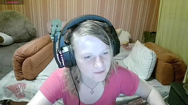 Snapshot of Kathlyn__Heath chatting on May 12, 2026, 5:52 pm Kathlyn Heath online show from May 12, 2026, 5:52 pm