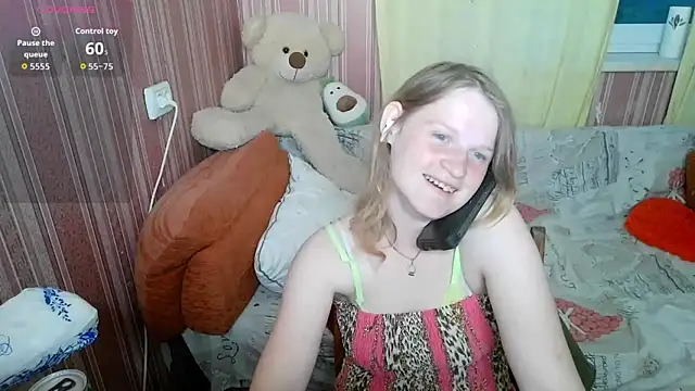 Snapshot of Kathlyn__Heath chatting on June 22, 2026, 5:54 pm Kathlyn Heath online show from June 22, 2026, 5:54 pm