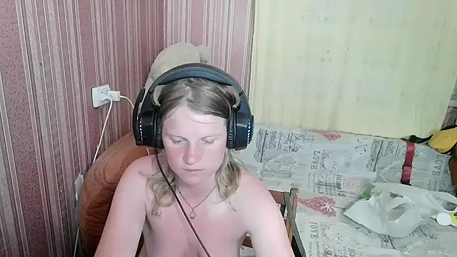 Snapshot of Kathlyn__Heath chatting on June 24, 2026, 7:11 pm Kathlyn Heath online show from June 24, 2026, 7:11 pm