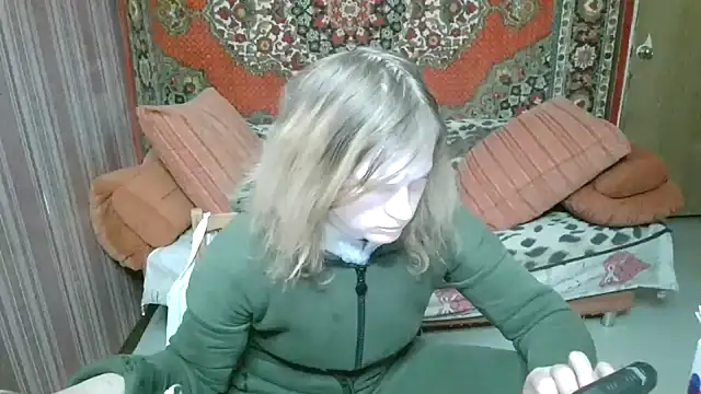 Kathlyn  Heath online show from January 5, 2026, 8:12 pm