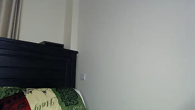 Snapshot of NIKKIE_LOVE chatting on December 17, 2025, 9:47 am NIKKIE LOVE online show from December 17, 2025, 9:47 am