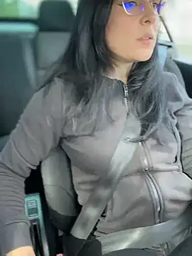 Lilith  D online show from January 28, 2025, 2:21 pm