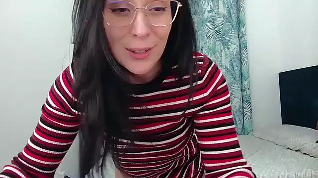 Lilith  D online show from December 10, 2024, 8:27 pm