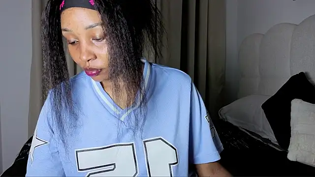 Snapshot of sexycabdy chatting on November 18, 2025, 9:07 pm sexycabdy online show from November 18, 2025, 9:07 pm