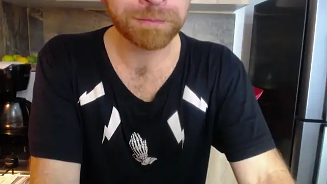 michacosio online show from October 28, 2025, 2:34 am